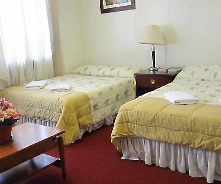 Mountain Lodge And Restaurant Baguio City Bagian luar foto