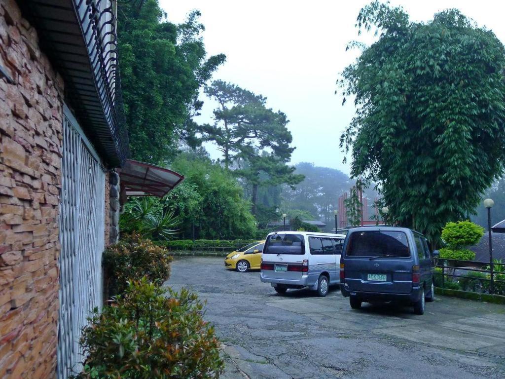Mountain Lodge And Restaurant Baguio City Bagian luar foto
