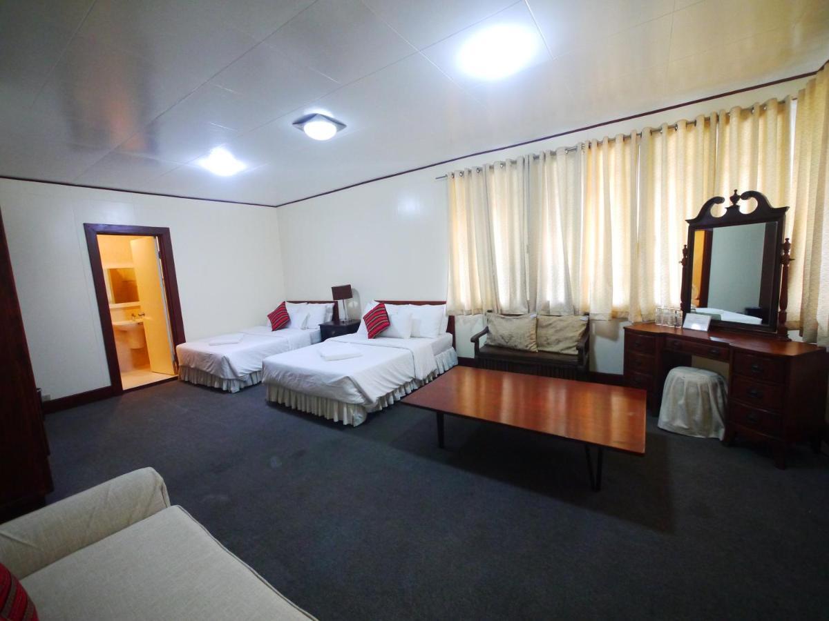 Mountain Lodge And Restaurant Baguio City Bagian luar foto