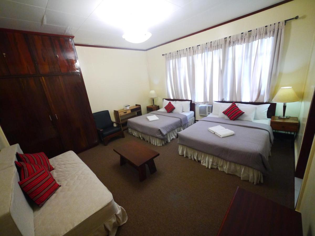 Mountain Lodge And Restaurant Baguio City Bagian luar foto